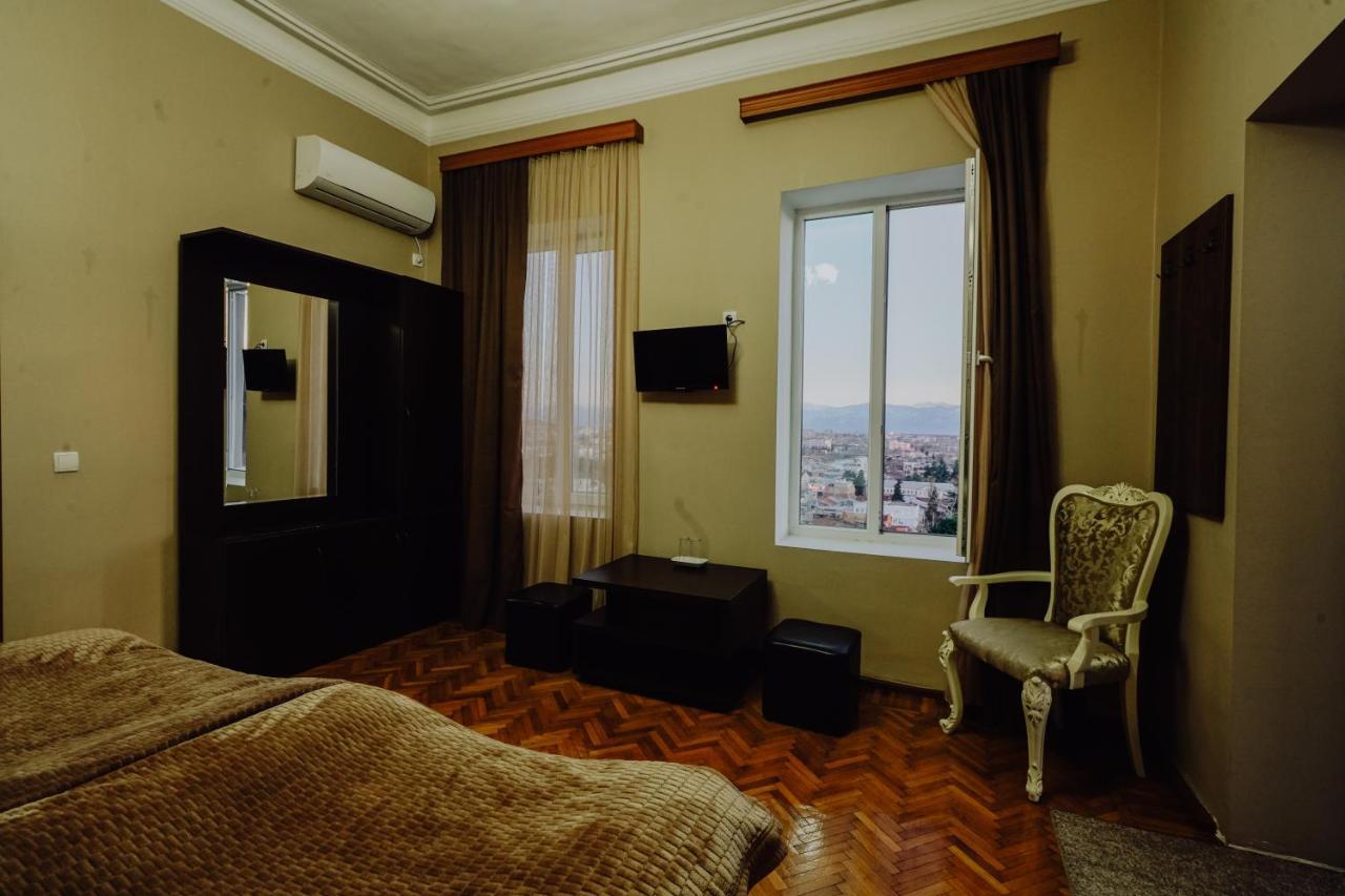 Hotel Eurica Kutaisi Exteriör bild